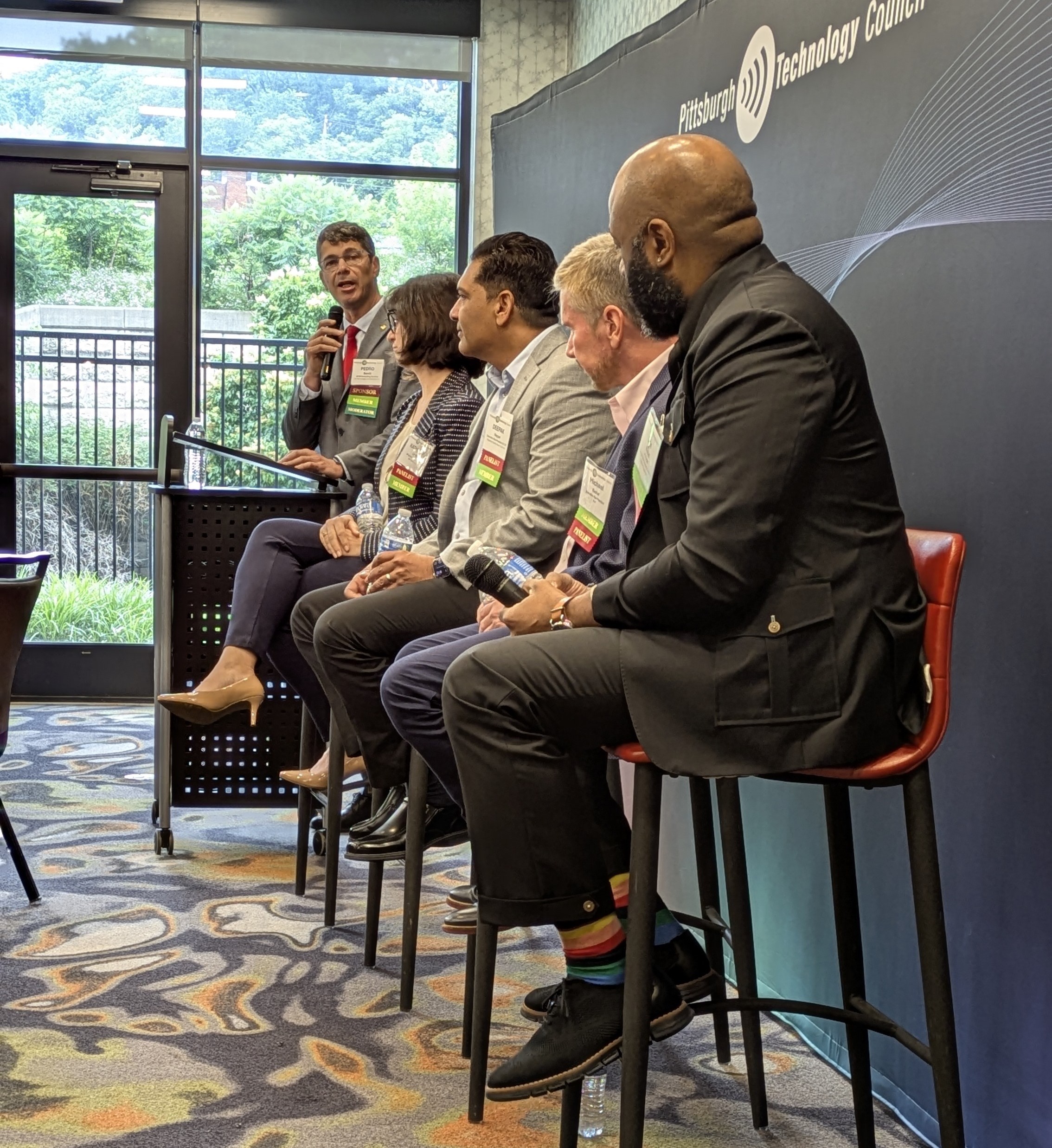 From left to right: Pedro Barelli, Kathleen Lovett, Deepak Nayyar, Mike Keslar, and Stan Waddell