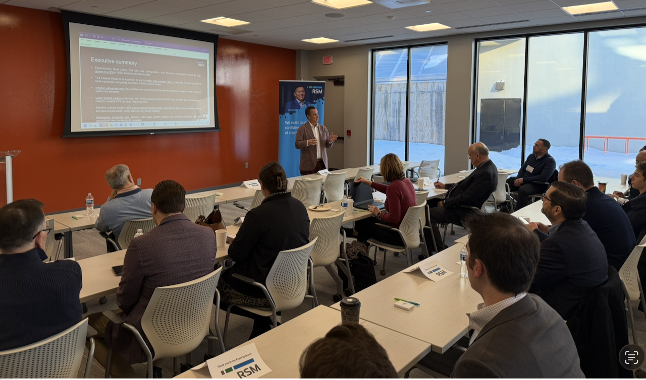 RSM Chief Economist Joe Brusuelas' interactive presentation covered major highlights driving the US economy.